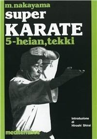 Abbildung von: Super karate - Arti marziali;Edizioni Mediterranee