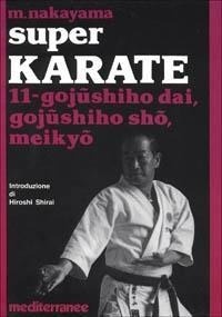 Abbildung von: Super karate - Arti marziali;Edizioni Mediterranee