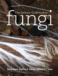 Cover: 21st Century Guidebook to Fungi with CD-ROM - Cambridge University Press