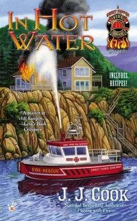 Enlarge image Cover: In Hot Water - Berkley Publishing Corporation,U.S.