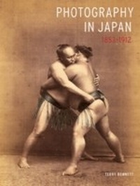 Abbildung von: Photography in Japan 1853-1912 - Tuttle Publishing