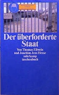 Cover: Der &uuml;berforderte Staat - Suhrkamp