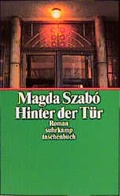 Cover: Hinter der T&uuml;r - Suhrkamp
