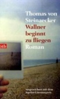 Cover: Wallner beginnt zu fliegen - btb