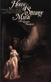 Abbildung von: House of Strange Music - iUniverse