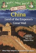 Cover: China: Land of the Emperor's Great Wall: A Nonfiction Companion to Magic Tree Ho - Turtleback Books