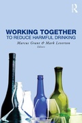 Bild: Working Together to Reduce Harmful Drinking - Routledge