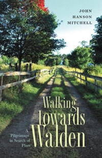 Abbildung von: Walking towards Walden - University Press of New England