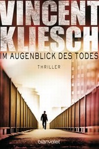 Abbildung von: Im Augenblick des Todes - Blanvalet