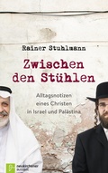 Cover: Zwischen den St&uuml;hlen - Neukirchener Verlag