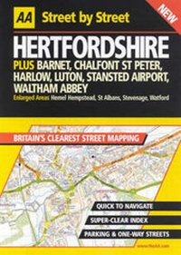 Abbildung von: AA Street by Street Hertfordshire - Automobile Association