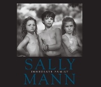 Abbildung von: Sally Mann: Immediate Family - Aperture