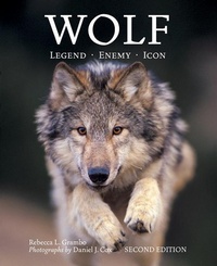 Enlarge image Cover: Wolf: Legend, Enemy, Icon - Firefly Books Ltd