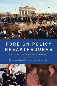 Bild vergrößern Bild: Foreign Policy Breakthroughs - Oxford University Press Inc