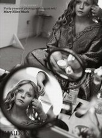 Enlarge image Cover: Seen Behind the Scene - Phaidon Press Ltd