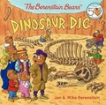 Cover: Berenstain Bears' Dinosaur Dig - Turtleback Books