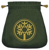 Abbildung von: Celtic Tree Velvet Tarot Bag - Llewellyn Publications