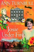 Cover: Josie Under Fire - Usborne Publishing Ltd