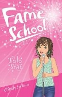 Enlarge image Cover: Solo Star - Usborne Publishing Ltd