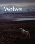 Cover: Wolves - University of Chicago Press