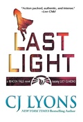 Cover: Last Light - Edgy Reads