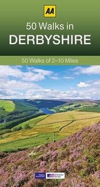 Abbildung von: 50 Walks in Derbyshire - Automobile Association