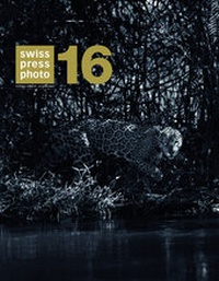 Abbildung von: Swiss Press Photo 16 - Till Schaap Edition