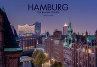 Abbildung von: Hamburg - Zur Blauen Stunde 2017 - Delius Klasing