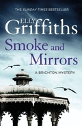 Cover: Smoke and Mirrors - Quercus Publishing