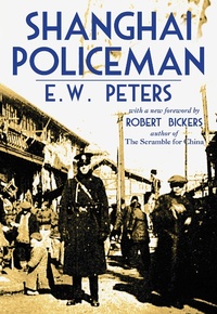 Abbildung von: Shanghai Policeman - Earnshaw Books
