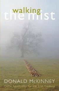 Abbildung von: Walking the Mist - Hodder Paperback