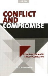 Abbildung von: Conflict and Compromise - Raupo Publishing (NZ) Ltd