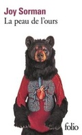 Cover: La peau de l'ours - Gallimard-Jeunesse