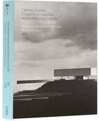 Abbildung von: Modelling for the Camera. - La Fabrica