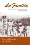 Cover: La Familia - University of Notre Dame Press