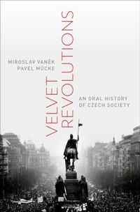 Abbildung von: Velvet Revolutions - OUP eBook
