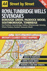 Abbildung von: AA Street by Street Royal Tunbridge Wells, Sevenoaks - Automobile Association