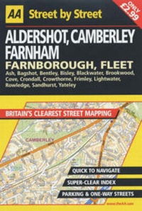 Abbildung von: AA Street by Street Aldershot, Camberley, Farnham - Automobile Association