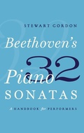 Cover: Beethoven's 32 Piano Sonatas - Oxford University Press Inc