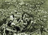 Enlarge image Cover: Ein Behälter des Elends - Druckkultur Späthling
