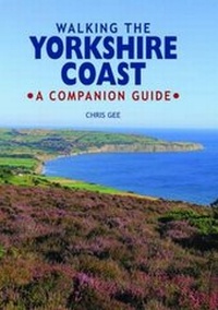 Abbildung von: Walking the Yorkshire Coast - Pixz Books
