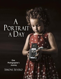 Abbildung von: A Portrait a Day - Bookbaby