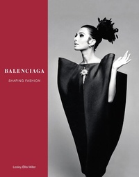 Abbildung von: Balenciaga - V & A Publishing