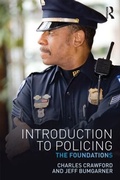 Bild: Introduction to Policing - Routledge