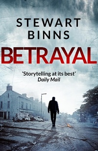 Abbildung von: Betrayal - Penguin Books Ltd