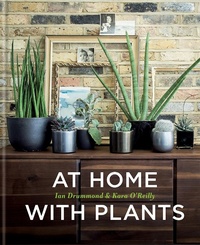 Abbildung von: At Home with Plants - Mitchell Beazley