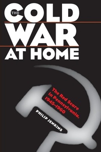 Abbildung von: The Cold War at Home - The University of North Carolina Press