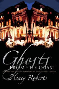 Abbildung von: Ghosts from the Coast - The University of North Carolina Press