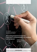 Cover: Entwicklung kompetenzorientierten Unterrichts in Zusammenarbeit von Forschung und Schulpraxis - Waxmann Verlag GmbH