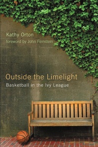 Abbildung von: Outside the Limelight - Rutgers University Press